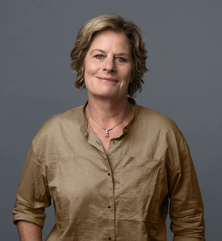 Esther Girsberger